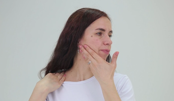 [Игорь Атрощенко] Как подтянуть кожу на шее, убрат_0.png